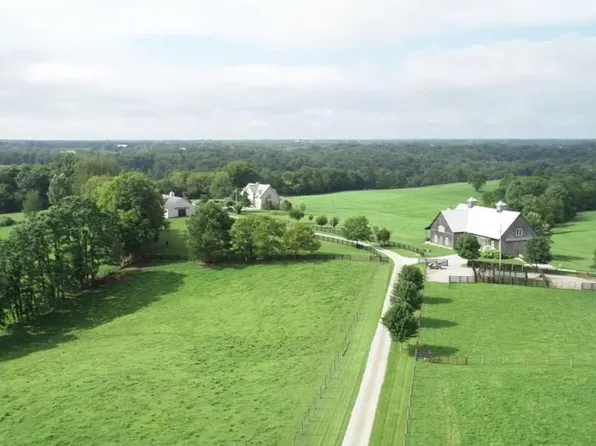 1295 Locust Grove Rd, Shelbyville, KY 40065
