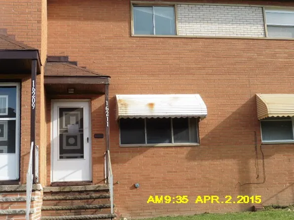 16211 Edgewood Ave, Maple Heights, OH 44137