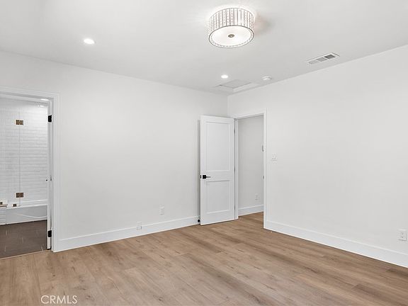 3rd image of 2057 E Villa St