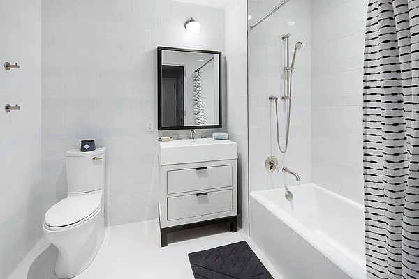 Rented by Extell Marketing Group LLC | media 41