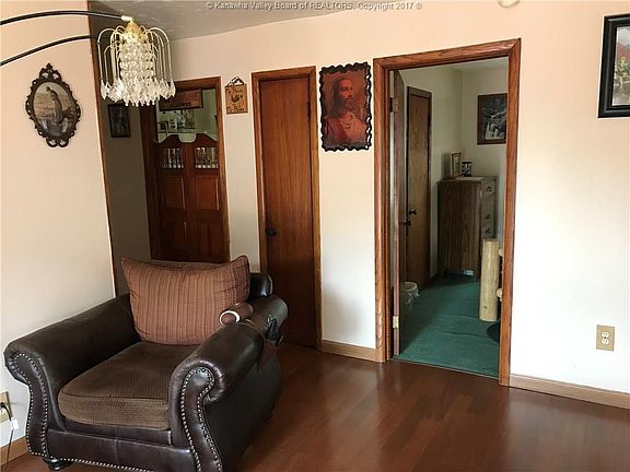5th image of 310 Cobb Ave