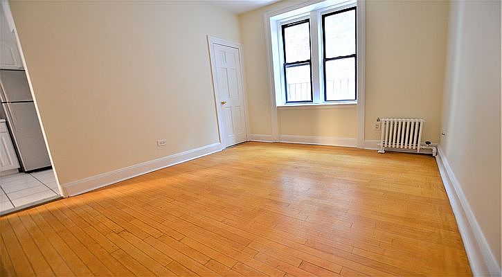 1st image of 305 W 45th St APT 2d