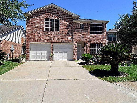 2nd image of 17410 Hoover Gardens Dr
