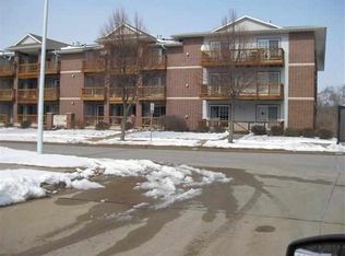 540 Westside Dr, Iowa City, IA 52246