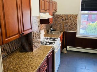 98 Irving St #2B, Jersey City, NJ 07307