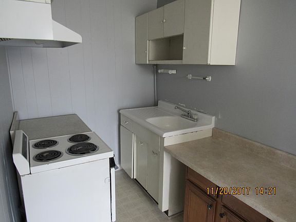 3rd image of 1623 S East St APT 2