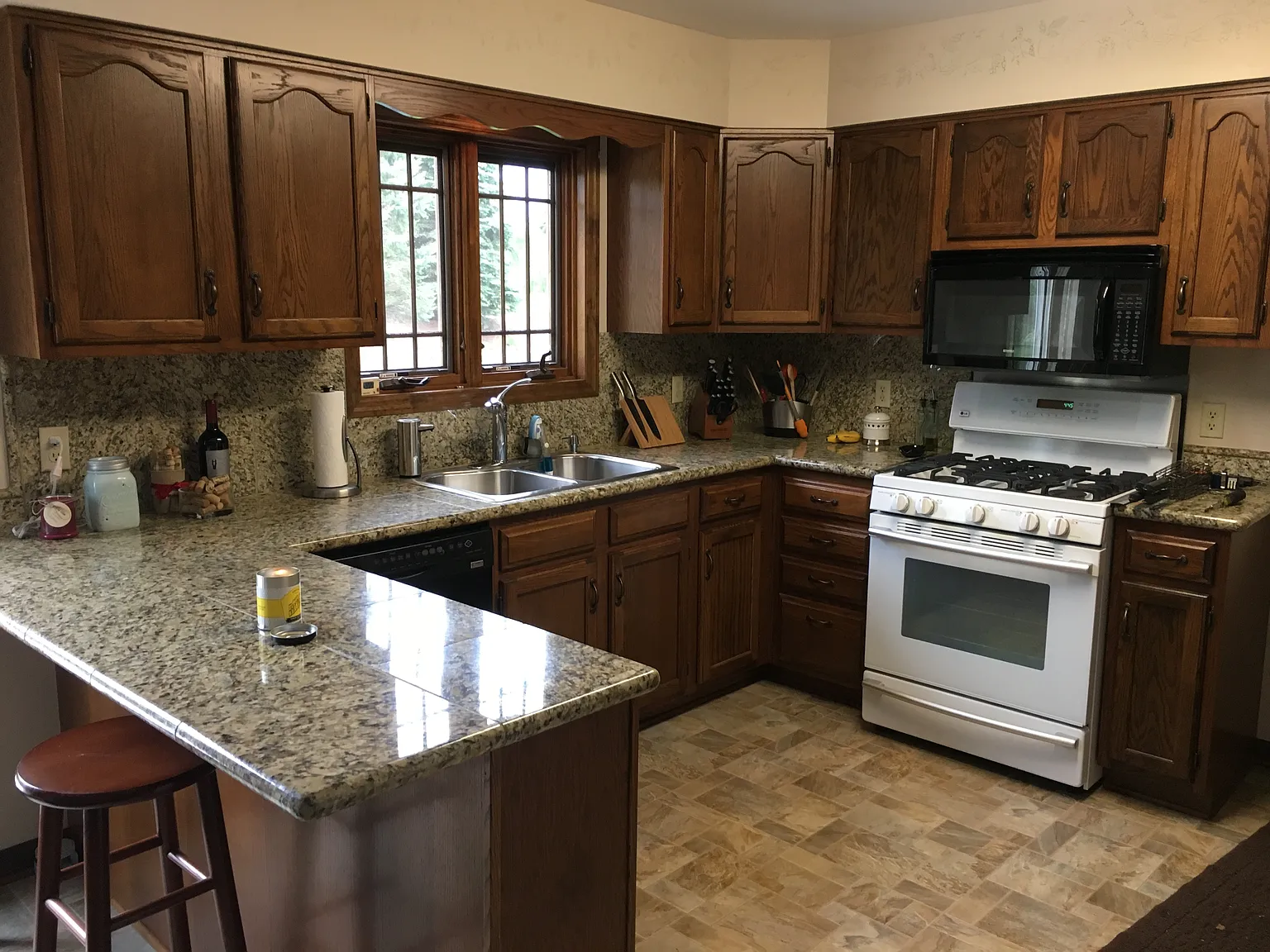8311 Penny Ln photo 1