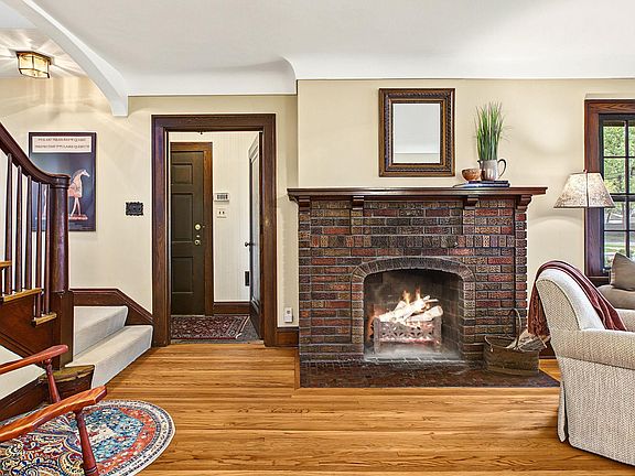 4th image of 2188 Goodrich Ave