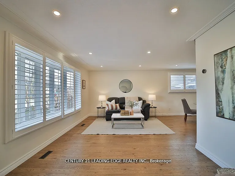 3 Crombie Pl — Photo 6