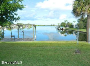565 Barrett Dr, Merritt Island, FL 32952