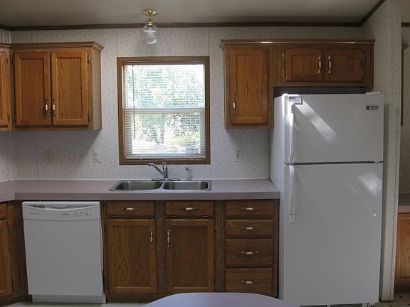 3rd image of 2224 Us Highway 87 E Trailer 109