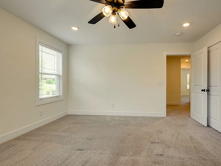 420 Stonemeadow Rd — Photo 29