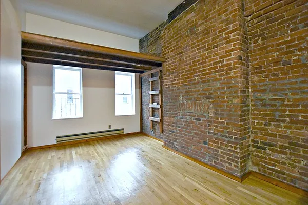 Rented by Bold New York | media 6