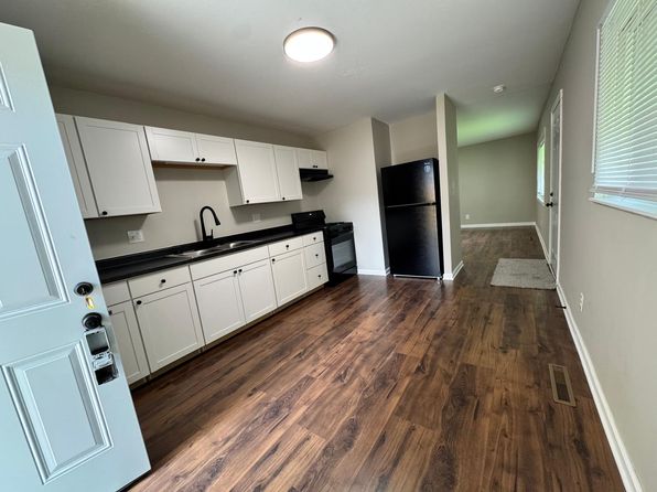3102 Huntington Dr
