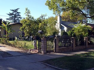 1460 Whitefield Rd, Pasadena, CA 91104