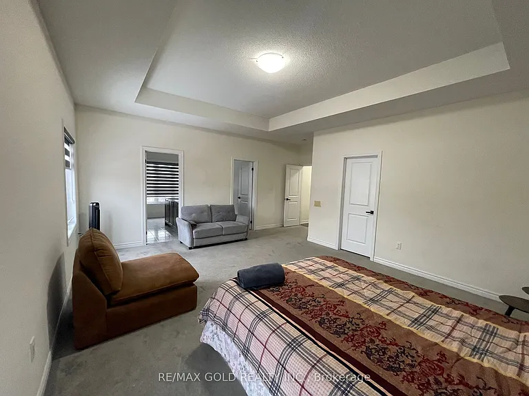 537 Veterans Dr — Photo 21