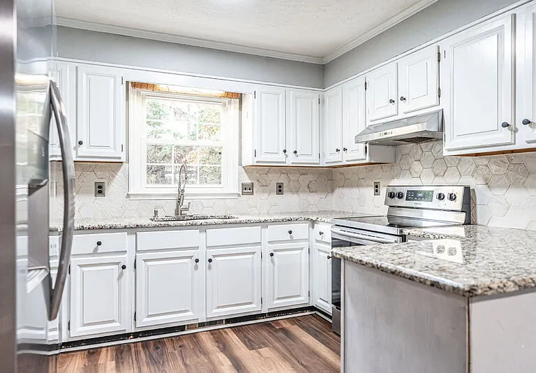 120 Fox Hunt Ln — Photo 9