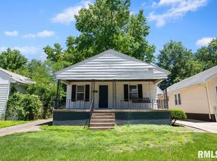 2004 S Holmes Ave, Springfield, IL 62704