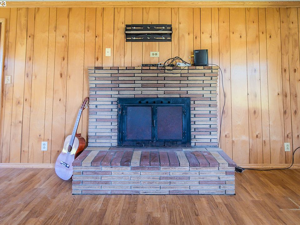 507 N 13th St Reedsport, OR Zillow Apartments for Rent in Reedsport