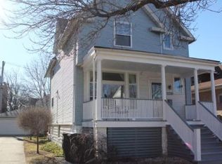 3917 W Dakin St, Chicago, IL 60618