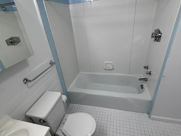 Tub/shower combo
