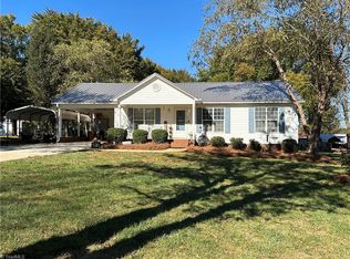 150 Greenhaven Dr, Lexington, NC 27292