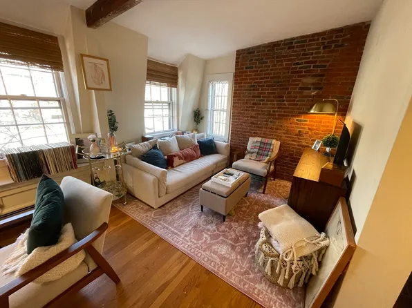 56 Gray St APT 6, Boston, MA 02116