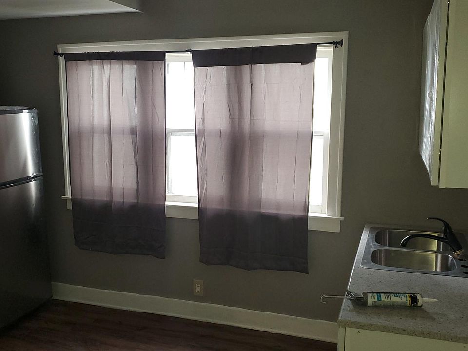 1st image of 755 1st St NW APT 1