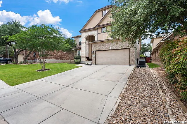 5 bed, 3.5 bath, 3395 sqft, $3,000 — Photo 4