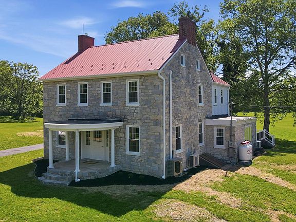 4th image of 8805 Reichard Rd