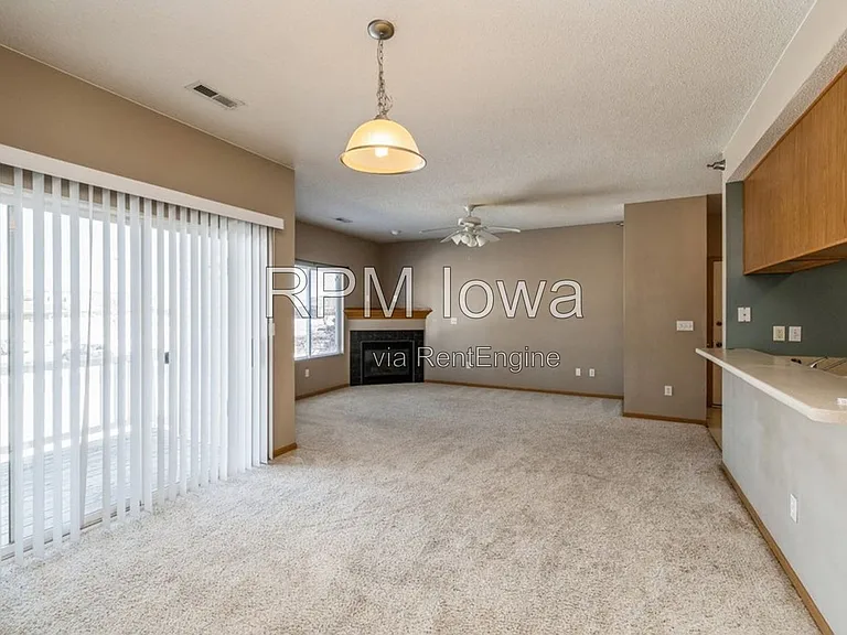 1320 SE Florence Dr #16 — Photo 3