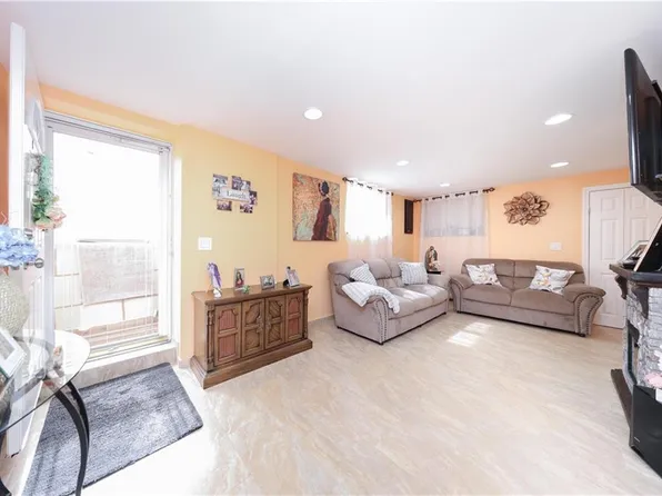 49 Lewiston Street image 37 of 45