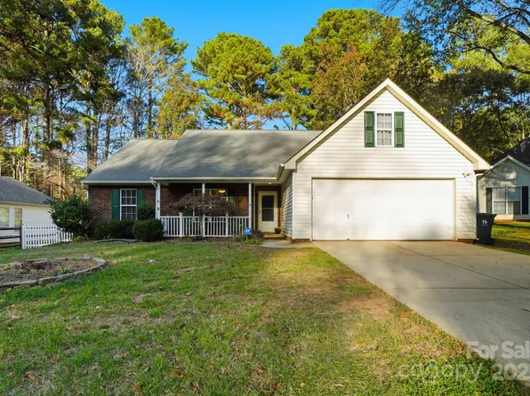 9121 Pine Springs Ct, Huntersville, NC 28078