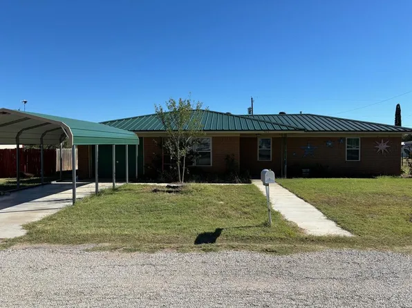 403 Avenue B, Ballinger, TX 76821
