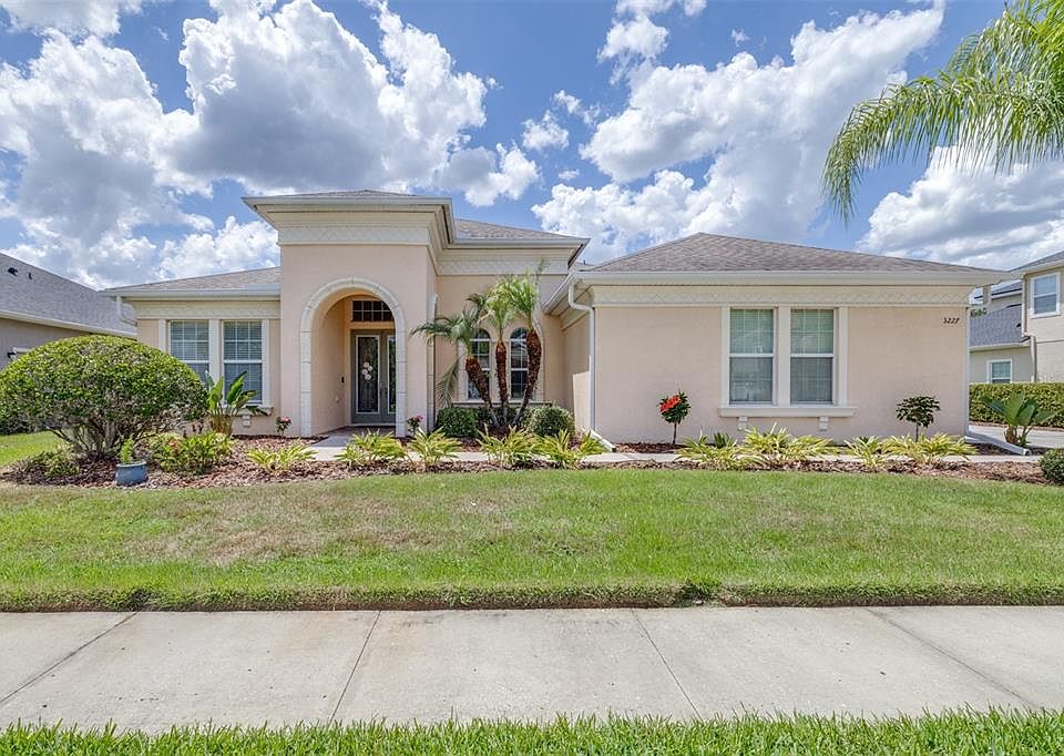 1st image of 3227 Watermark Dr
