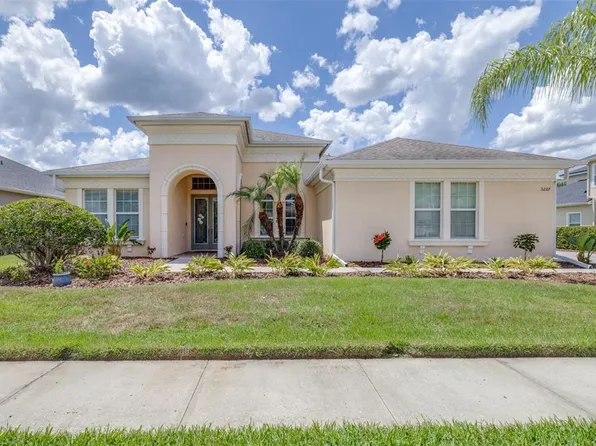 3227 Watermark Dr, Zephyrhills, FL 33544