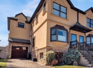 67 Perona Ln, Staten Island, NY 10308