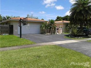 6701 NW 9th St, Plantation, FL 33317