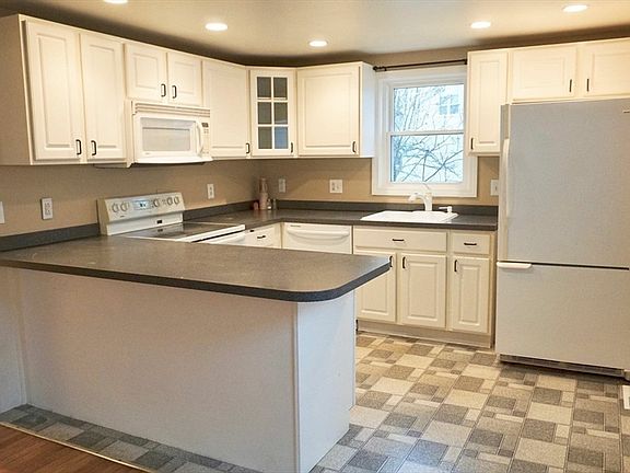4th image of 25 Halliden St