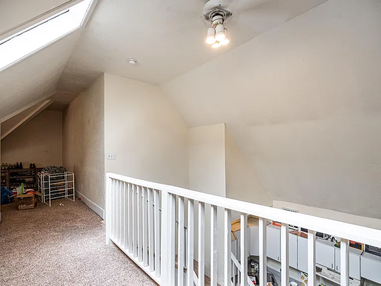 1627 N Farwell Ave #C — Photo 15