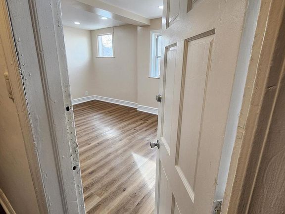 3rd image of 5490 W Berks St Floor 1
