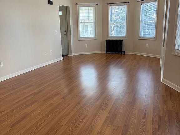 4th image of 42 Waterman Ave Floor 1
