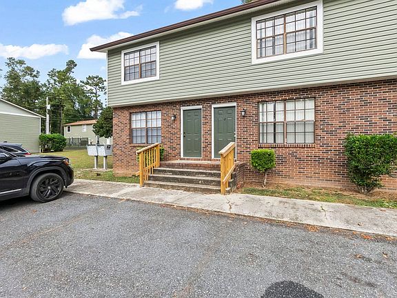 3rd image of 4438 S Olive Br #2