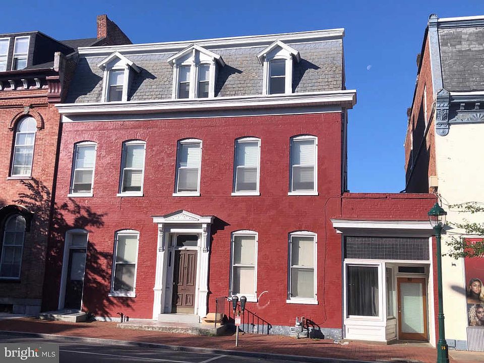 1st image of 51 E Franklin St
