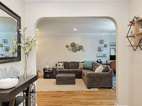 3rd image of 58 Grace Ave APT 3A