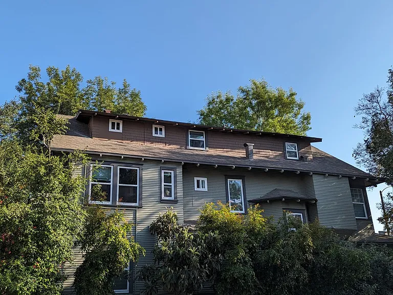 190 S Marengo Ave — Photo 11