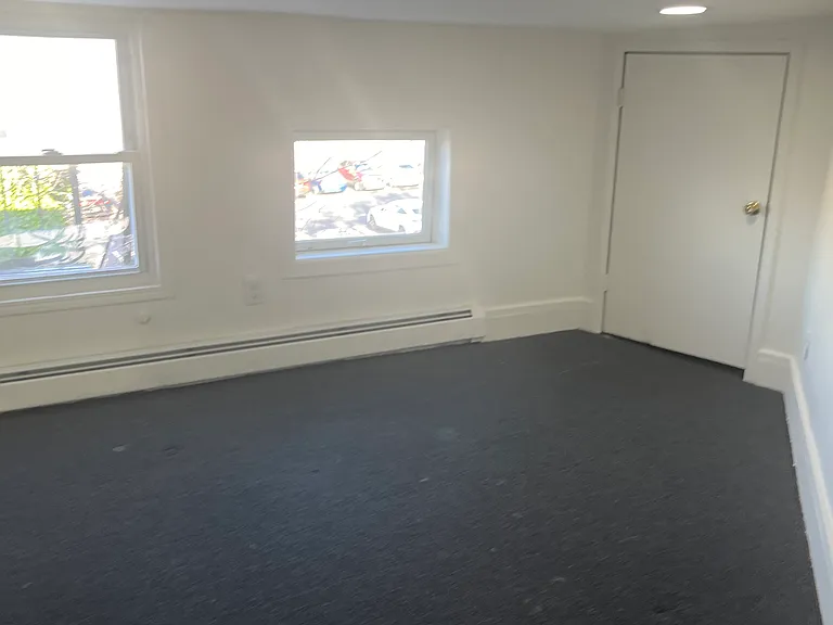 1117 Hampton Pl #2 — Photo 5
