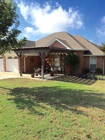 1st image of 114 Meadow Creek Dr