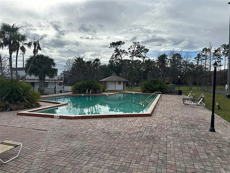 6020 Village Cir #6020 — Photo 11