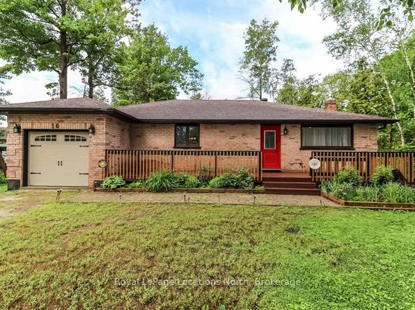 16 Wood Ave, Wasaga Beach, ON L9Z 2L3